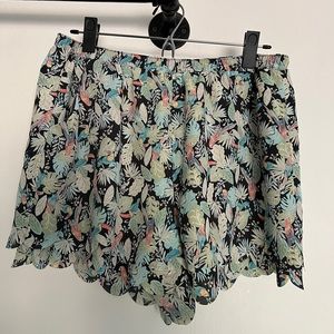 Lauren Conrad Multi Colored, Tropical Pattern Scalloped Shorts